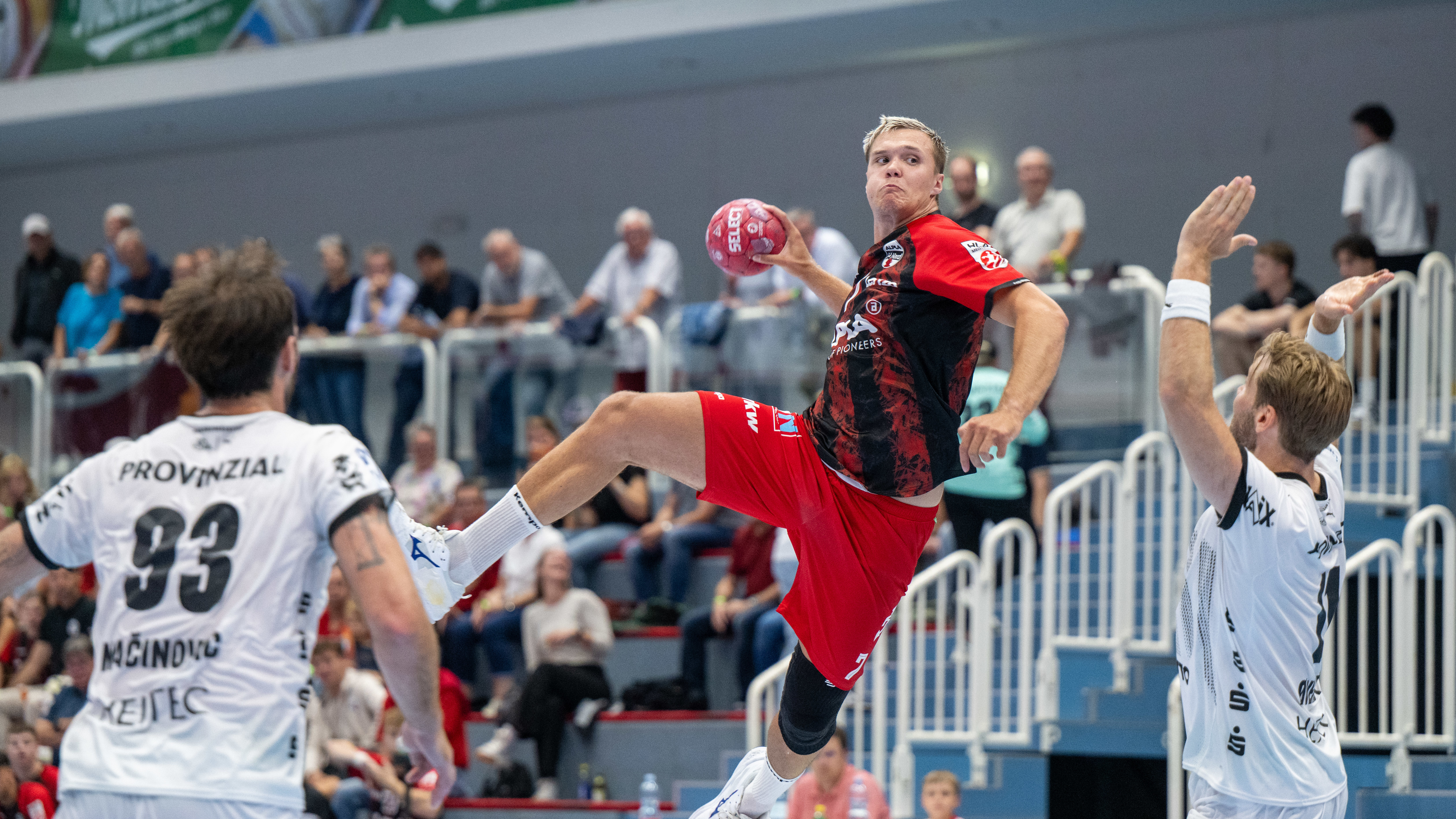 Ländle- und Süd-Derby sowie SUPERCUP-Duell in Runde 6! 