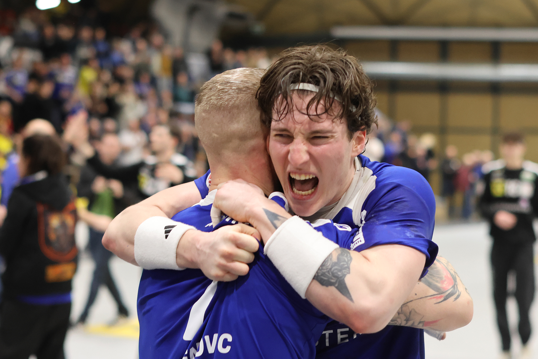 Nur vier Punkte trennen die Top 10 – Hollabrunn mit Sensation im Niederösterreich-Derby! 