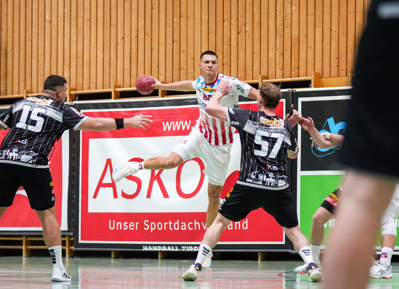 FIVERS 2, FALKEN und Atzgersdorf feiern Auftaktsiege und WEST WIEN dreht Partie gegen Eggenburg!