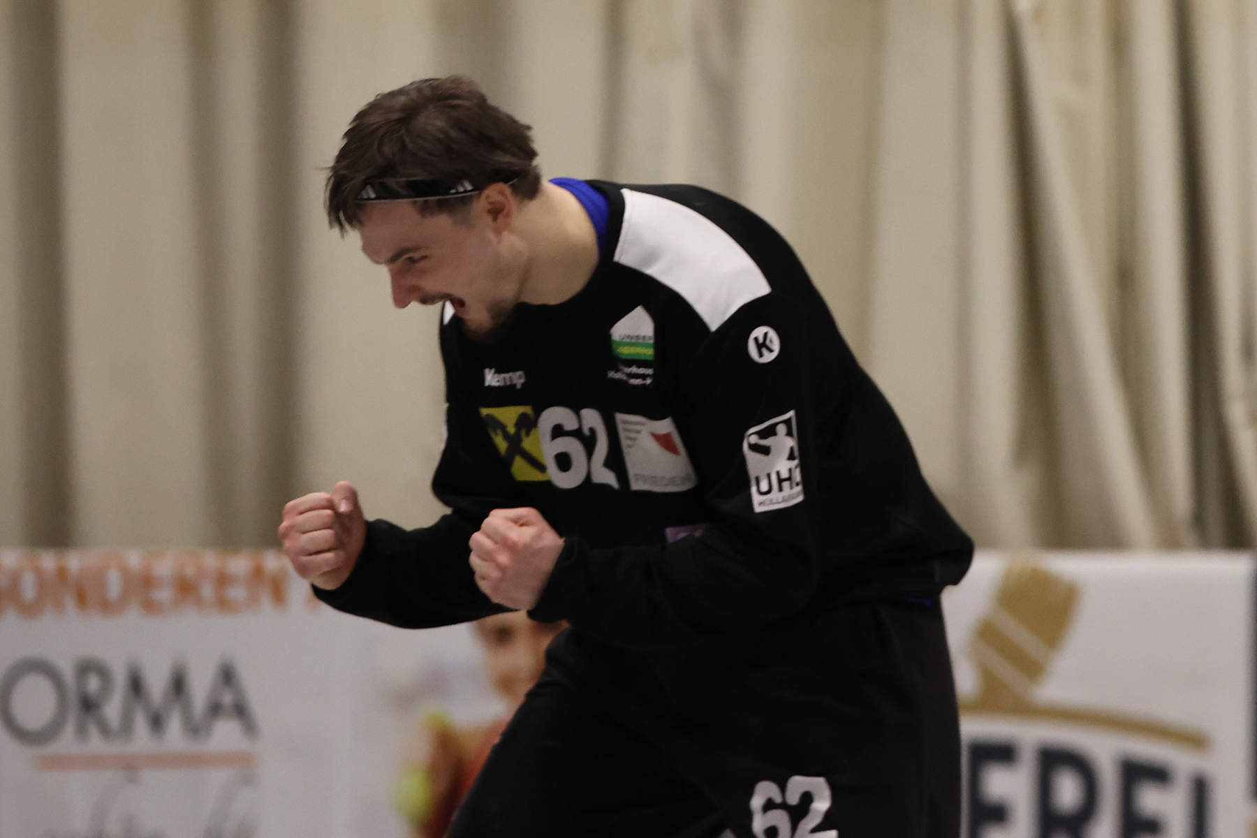 Hollabrunn sorgt für Sensation, spannendes Steirerderby geht an Lipizzanerheimat!